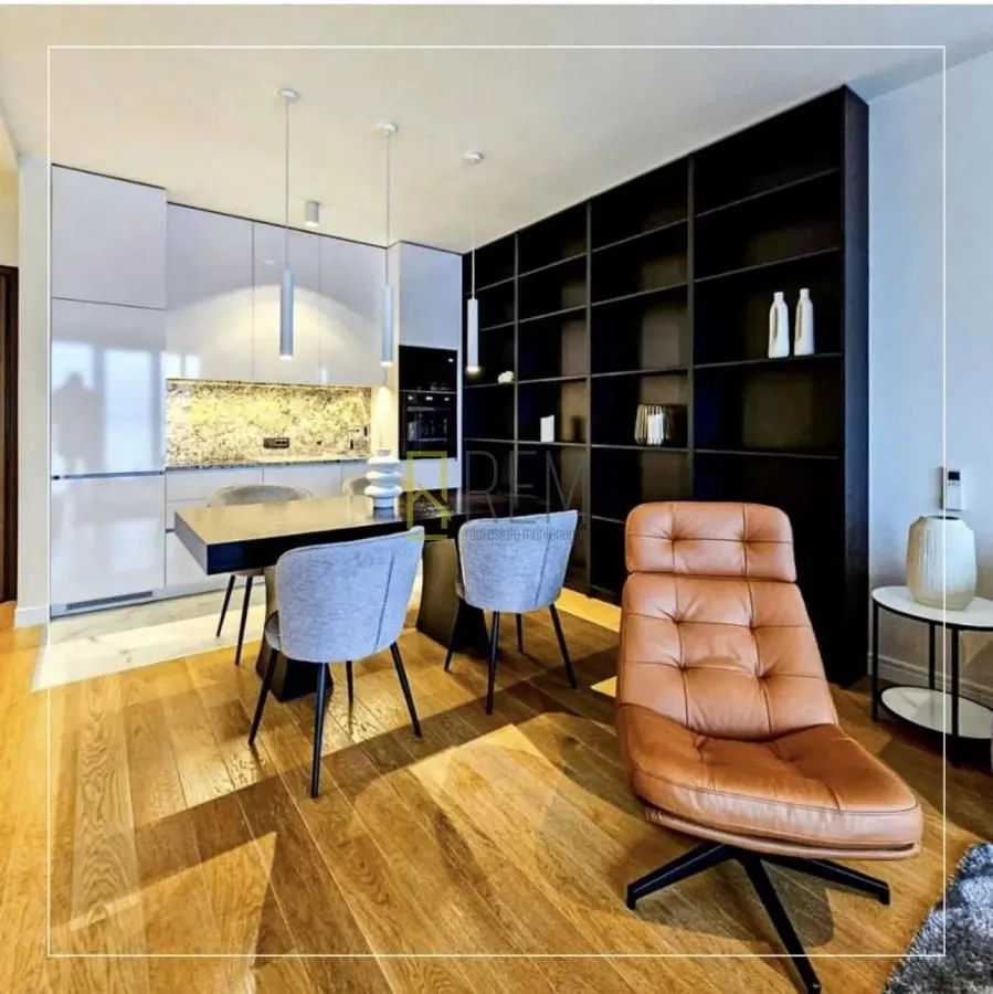 Prodaja, jednosoban stan, 56m², Kruševac, Podgorica