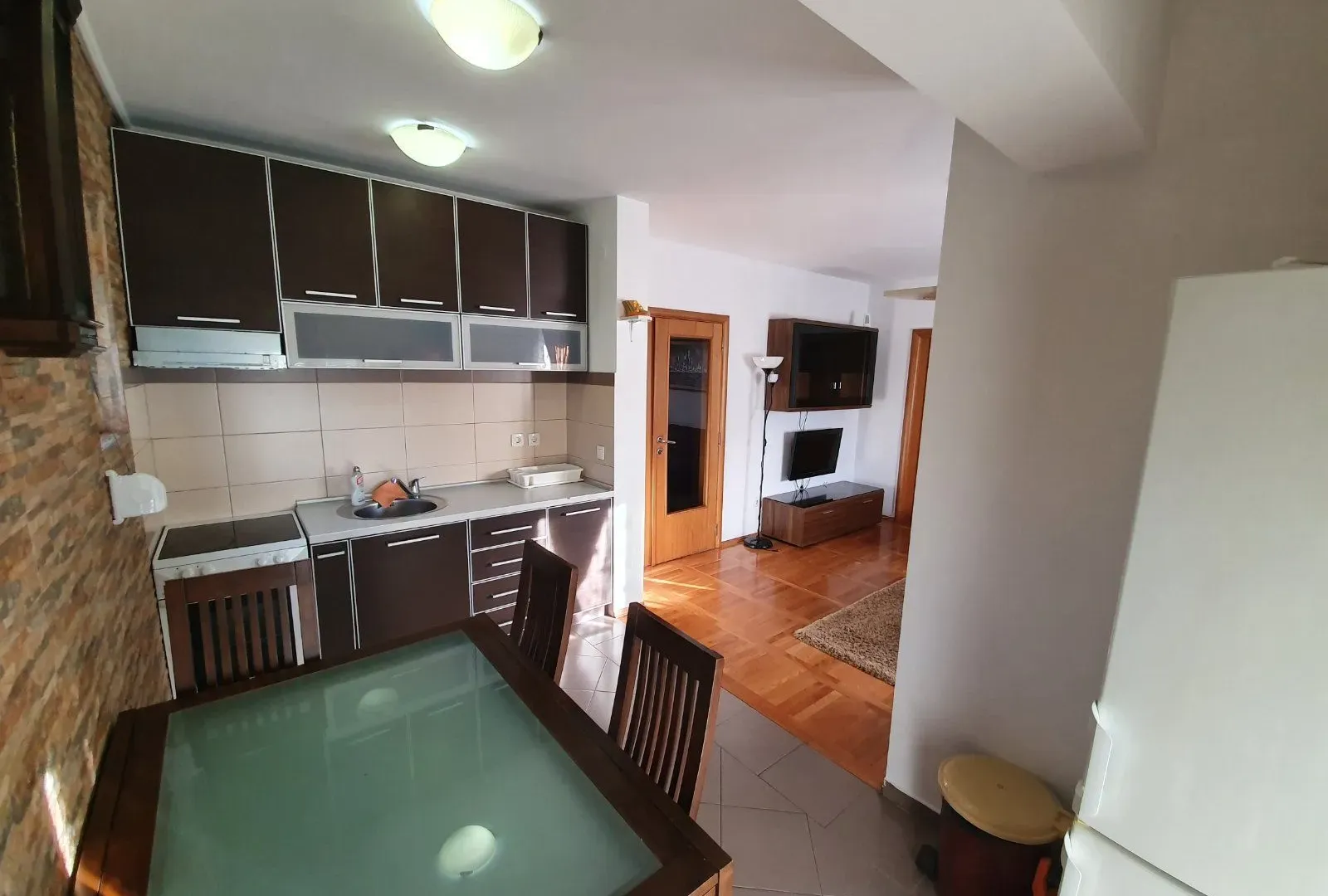 Izdavanje, stan, 44m², Blok 9, Podgorica