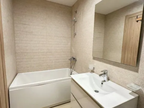 Izdavanje, dvosoban stan, 69m², Master Kvart, Podgorica - image 2