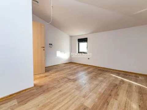 Sale, two bedroom apartment, 80m², Bijela, Herceg Novi - image 10