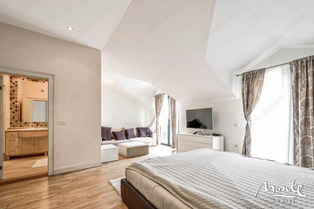 Sale, house, 170m², Budva, Crna Gora