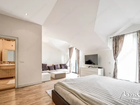 Prodaja, kuća, 170m², Budva, Crna Gora - image 24