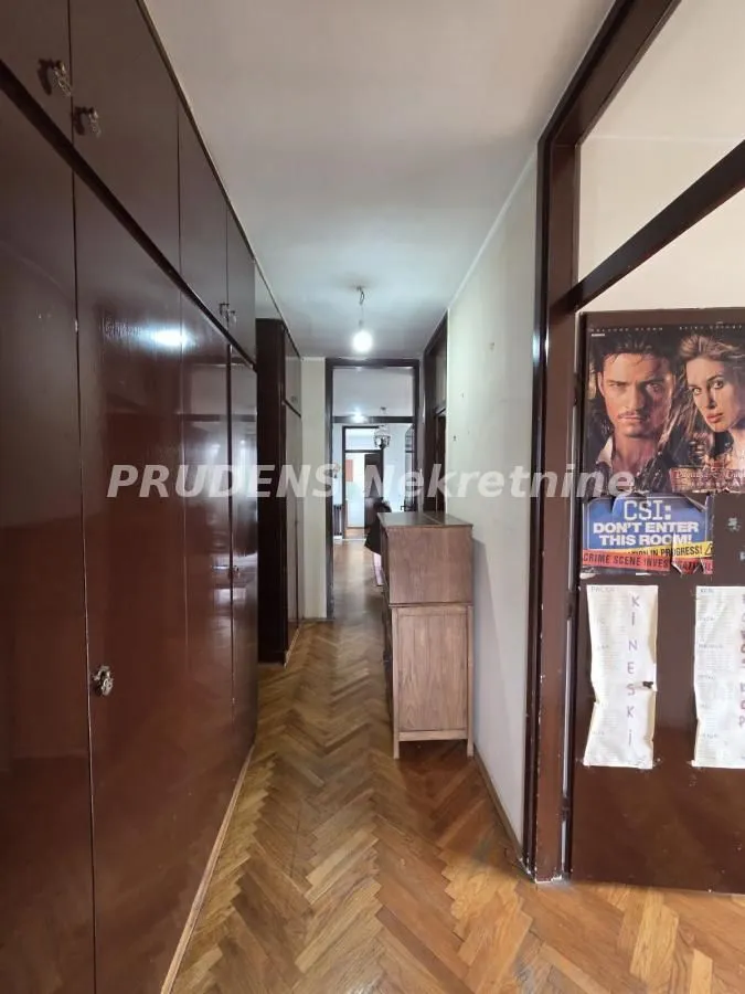 Sale, four bedroom apartment, 114m², Centar Sve Podlokacije, Beograd