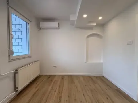 Izdavanje, poslovni prostor, 73m², Arena, Novi Beograd Sve Podlokacije - image 2