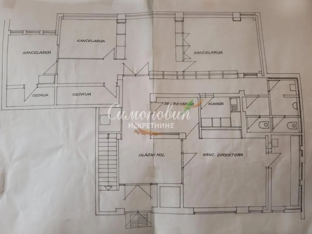Rent, office space, 136m², Čukarica, Beograd