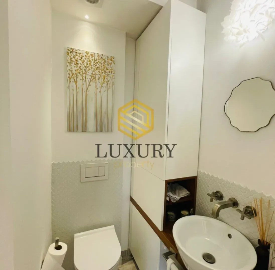 Prodaja, stan, 122m², Centar, Podgorica