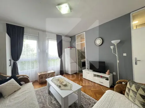 Rent, studio apartment, 25m², Stari Aerodrom, Podgorica - image 3