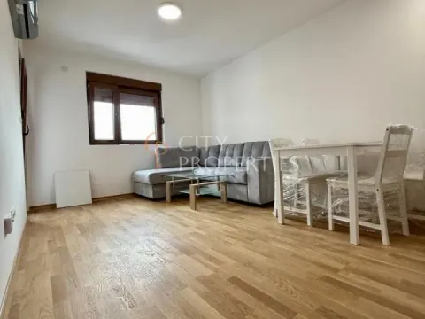 Rent, apartment, 38m², Stari Aerodrom, Podgorica - image 1