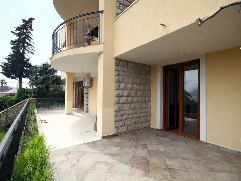Sale, apartment, 131m², Bečići, Budva