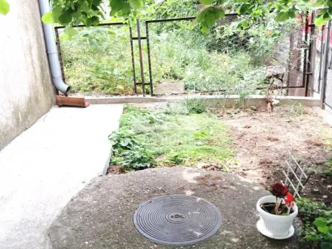 Sale, house, 52m², Uciteljsko Naselje, Zvezdara Sve Podlokacije - image 17