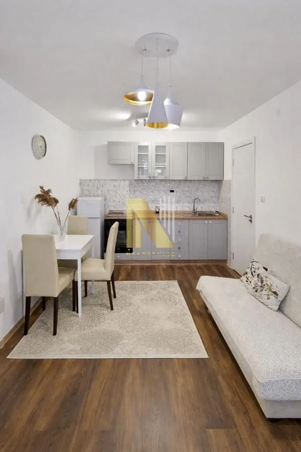 Rent, studio apartment, 29m², Bulevar Oslobodjenja, Novi Sad Sve Podlokacije