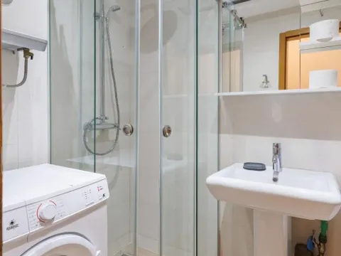 Sale, one bedroom apartment, 28m², Rafailovići, Budva - image 7