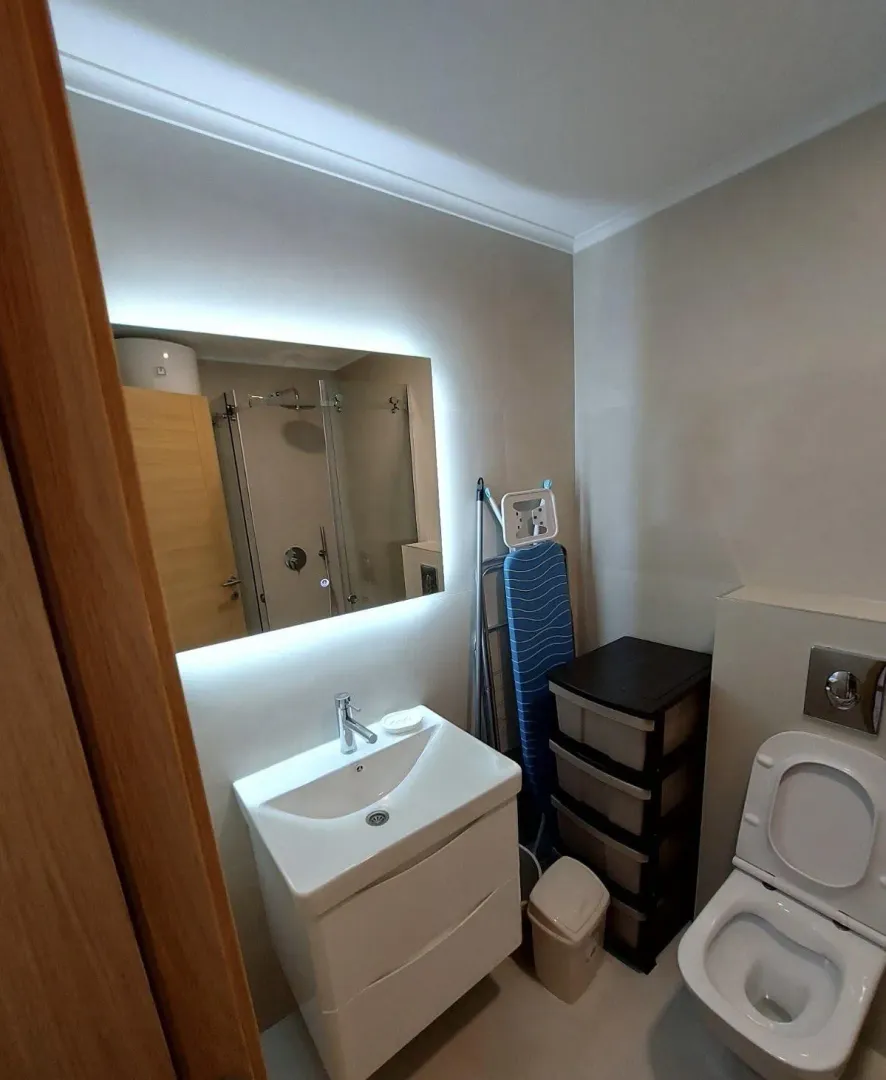 Izdavanje, jednosoban stan, 48m², Central Point, Podgorica