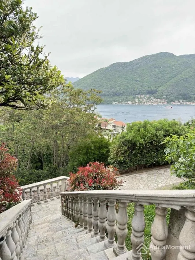 Prodaja, kuća, 163m², Kamenari, Herceg Novi