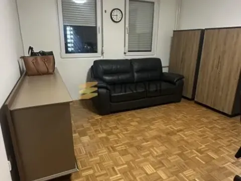 Stan in Novi Beograd Blok 25