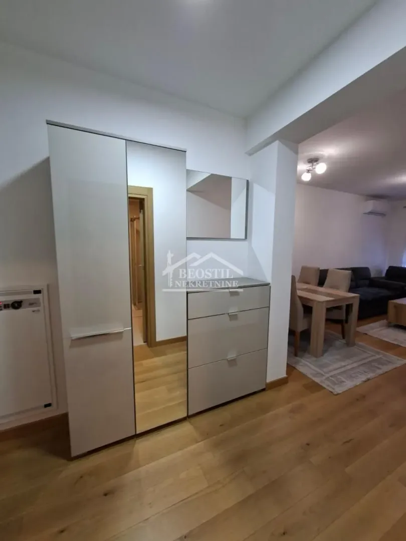 Rent, two bedroom apartment, 46m², Kluz, Zvezdara Sve Podlokacije
