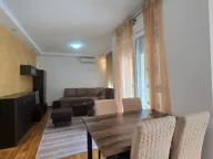 Izdavanje, jednosoban stan, 50m², City Kvart, Podgorica - image 8