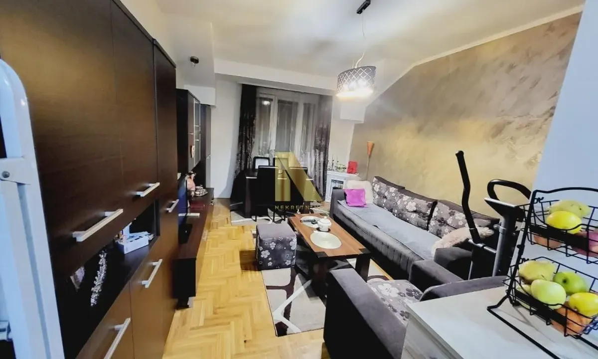 Prodaja, dvosoban stan, 40m², Stari grad, Novi Sad