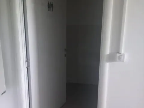 Izdavanje, poslovni prostor, 700m², Zemun Sve Podlokacije, Beograd - image 15