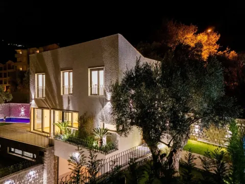 Prodaja, kuća, 240m², Kamenovo, Budva - image 16