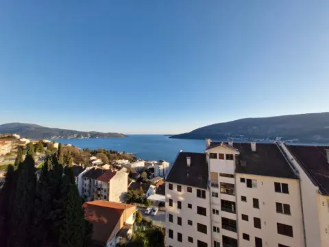 Sale, four bedroom apartment, 132m², Herceg Novi, Crna Gora