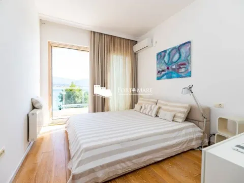 Prodaja, dvosoban stan, 118m², Njivice, Herceg Novi - image 5