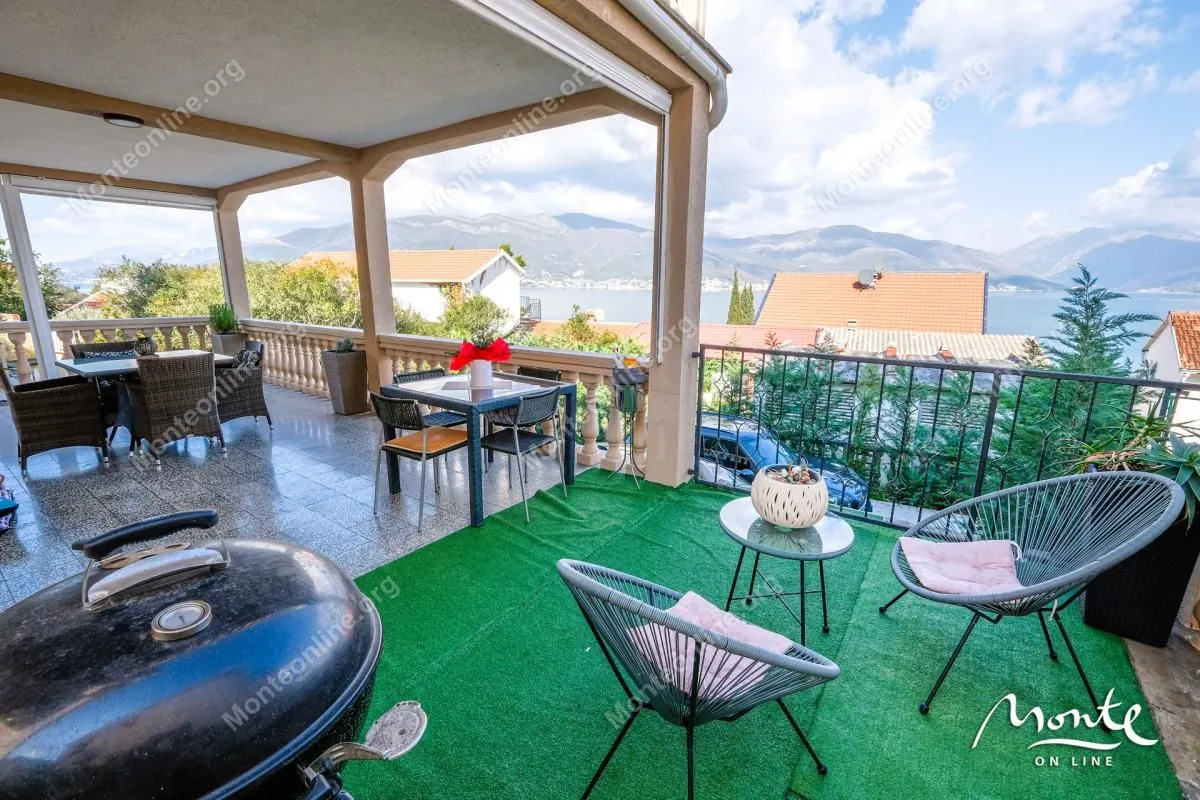 Prodaja, kuća, 210m², Krašići, Tivat