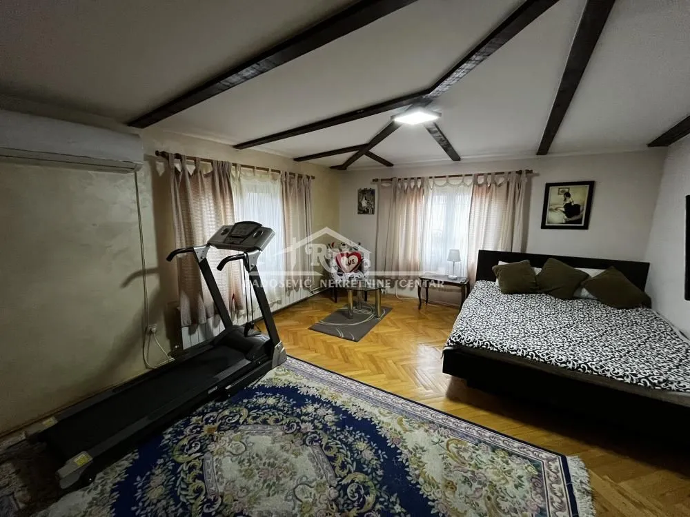 Sale, apartment, 110m², Karaburma, Palilula Sve Podlokacije