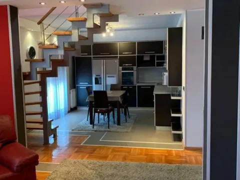 Izdavanje, trosoban stan, 120m², Autokomanda, Voždovac Sve Podlokacije - image 4