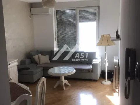 Izdavanje, jednosoban stan, 40m², Rotkvarija, Novi Sad Sve Podlokacije - image 2