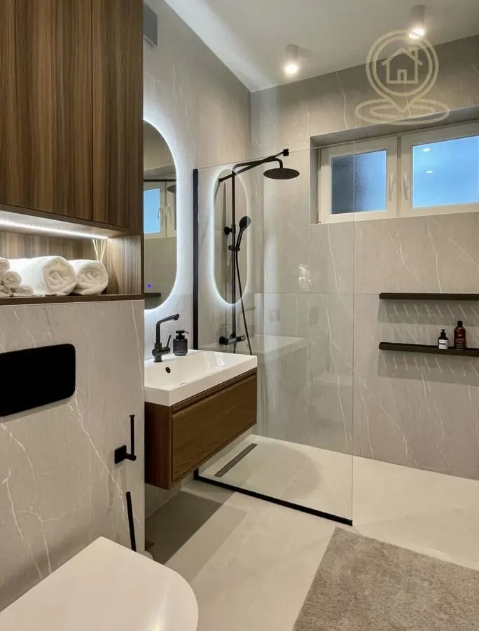 Prodaja, trosoban stan, 86m², Centar, Novi Sad