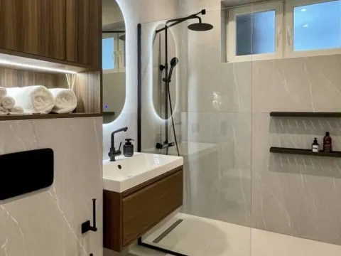 Prodaja, trosoban stan, 86m², Centar, Novi Sad - image 11