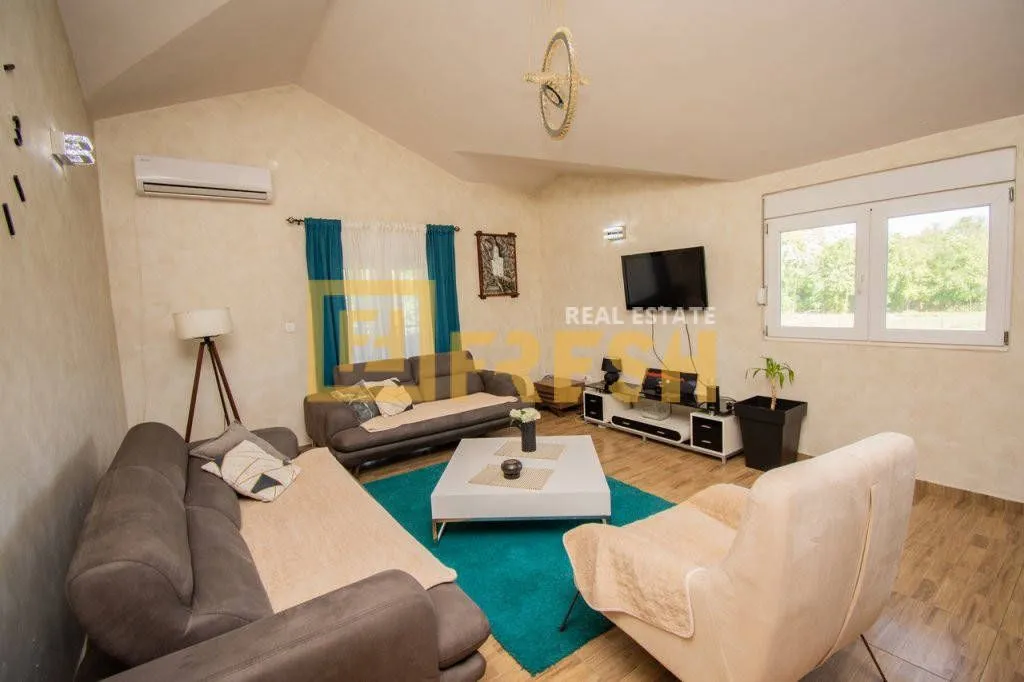 Rent, two bedroom apartment, 125m², Tološi, Podgorica