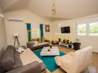 Izdavanje, dvosoban stan, 125m², Tološi, Podgorica - image 2