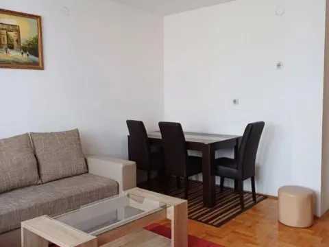 Izdavanje, jednosoban stan, 39m², Medijana, Niš - image 2