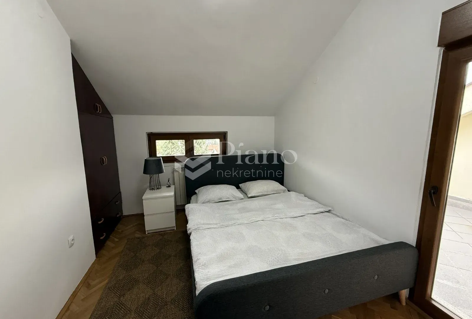 Rent, apartment, 300m², Gorica C, Podgorica