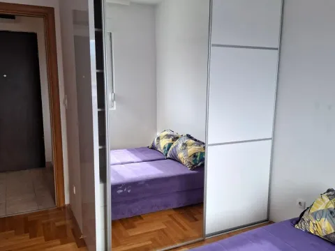 Izdavanje, jednosoban stan, 45m², Stari Aerodrom, Podgorica - image 4