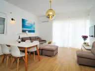 Izdavanje, dvosoban stan, 95m², Gradiošnica, Tivat - image 4