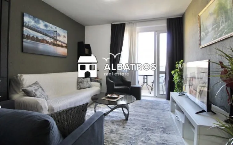 Izdavanje, jednosoban stan, 50m², Centar, Bar