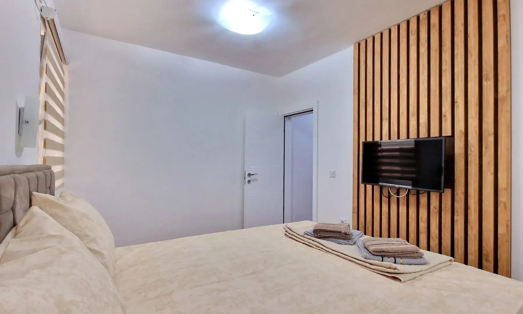 Rent, two bedroom apartment, 70m², Bečići, Budva