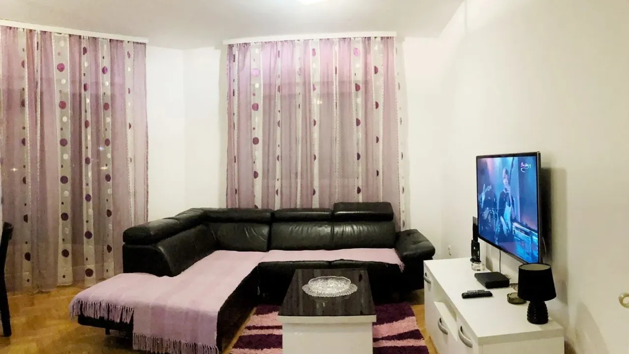 Rent, one bedroom apartment, 43m², Stari Aerodrom, Podgorica
