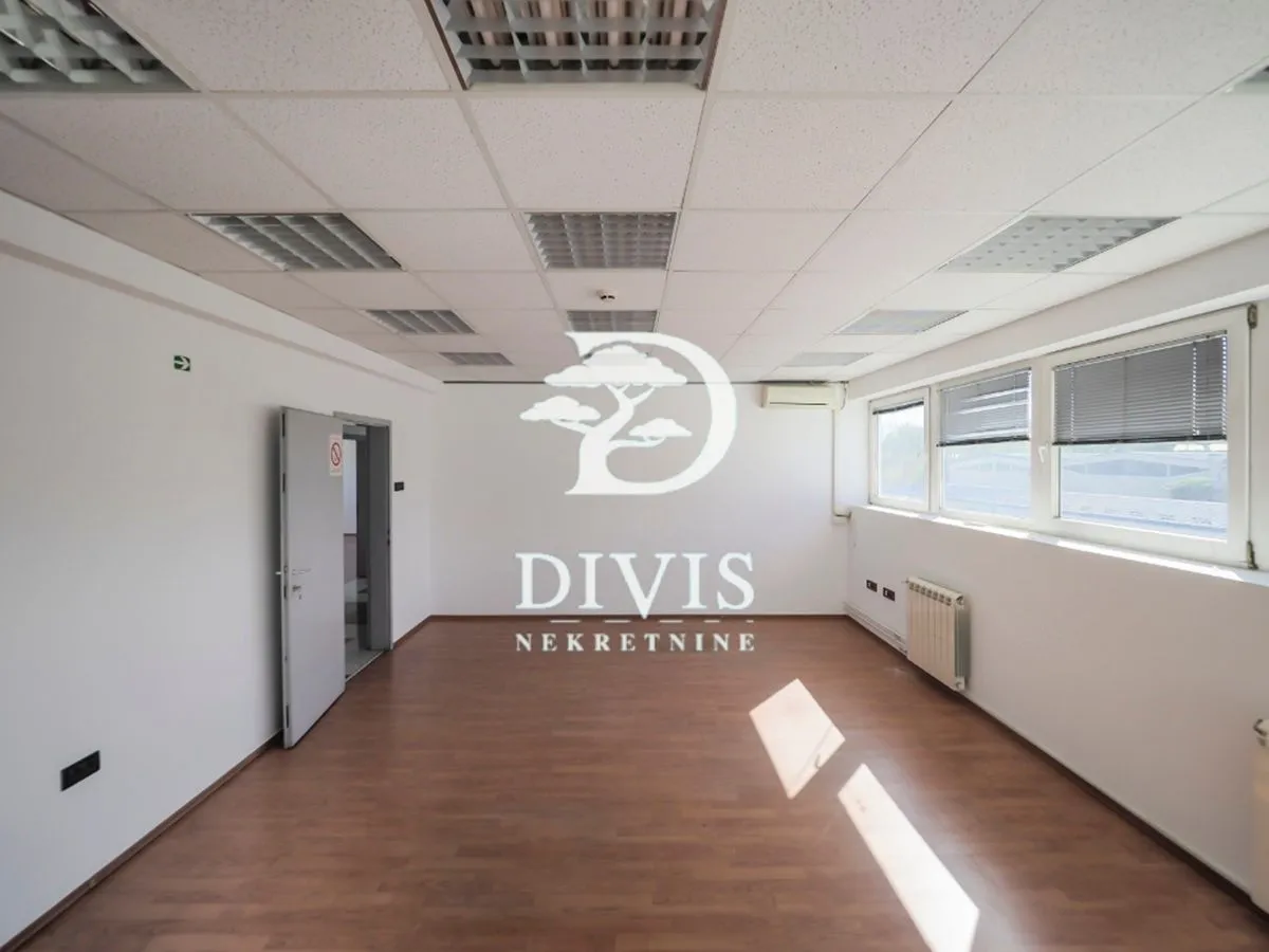 Rent, office space, 216m², Zemun Gornji Grad, Zemun Sve Podlokacije