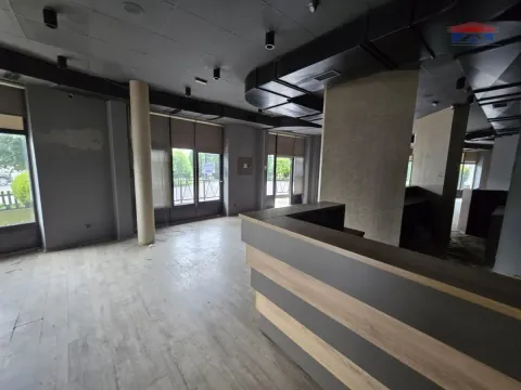 Rent, office space, 246m², Železnička Stanica, Novi Sad Sve Podlokacije - image 10