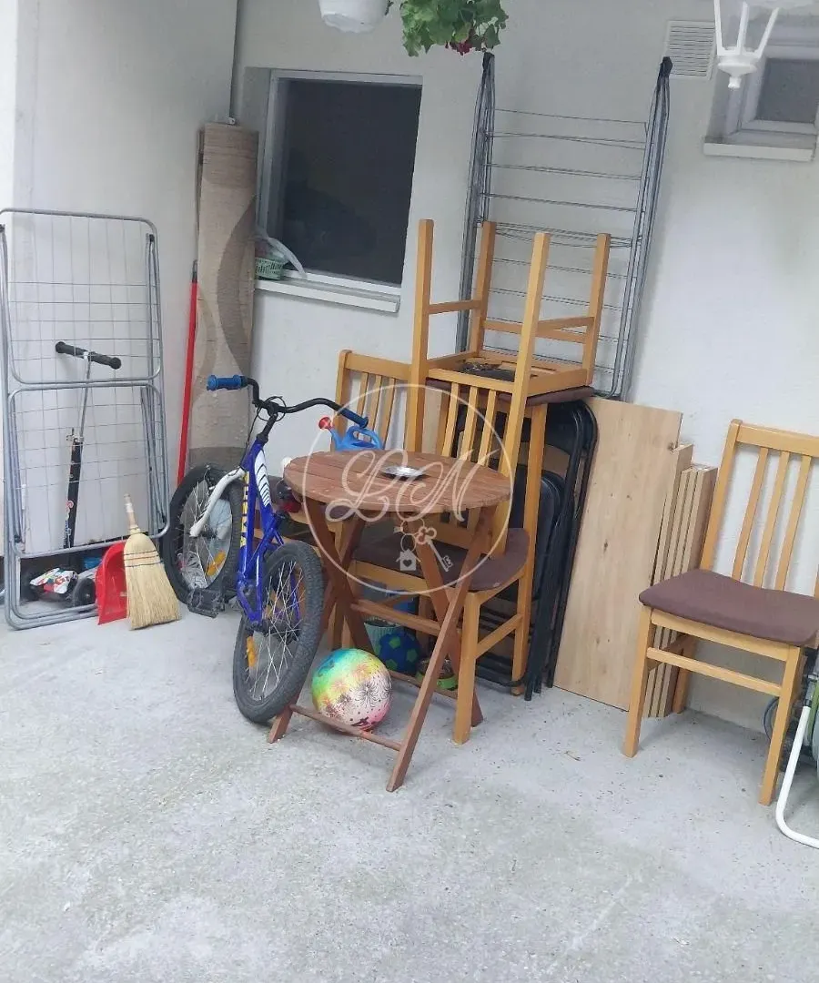 Prodaja, dvosoban stan, 37m², Zemun Centar, Zemun Sve Podlokacije