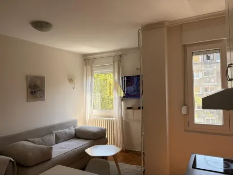 Izdavanje, jednosoban stan, 28m², Liman 4, Novi Sad Sve Podlokacije - image 2