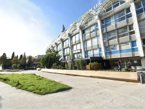 Izdavanje, poslovni prostor, 192m2, Centar, Podgorica Izdavanje, poslovni prostor, 192m2, Centar, Podgorica