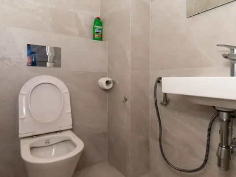 Izdavanje, dvosoban stan, 68m², Podgorica, Crna Gora - image 7