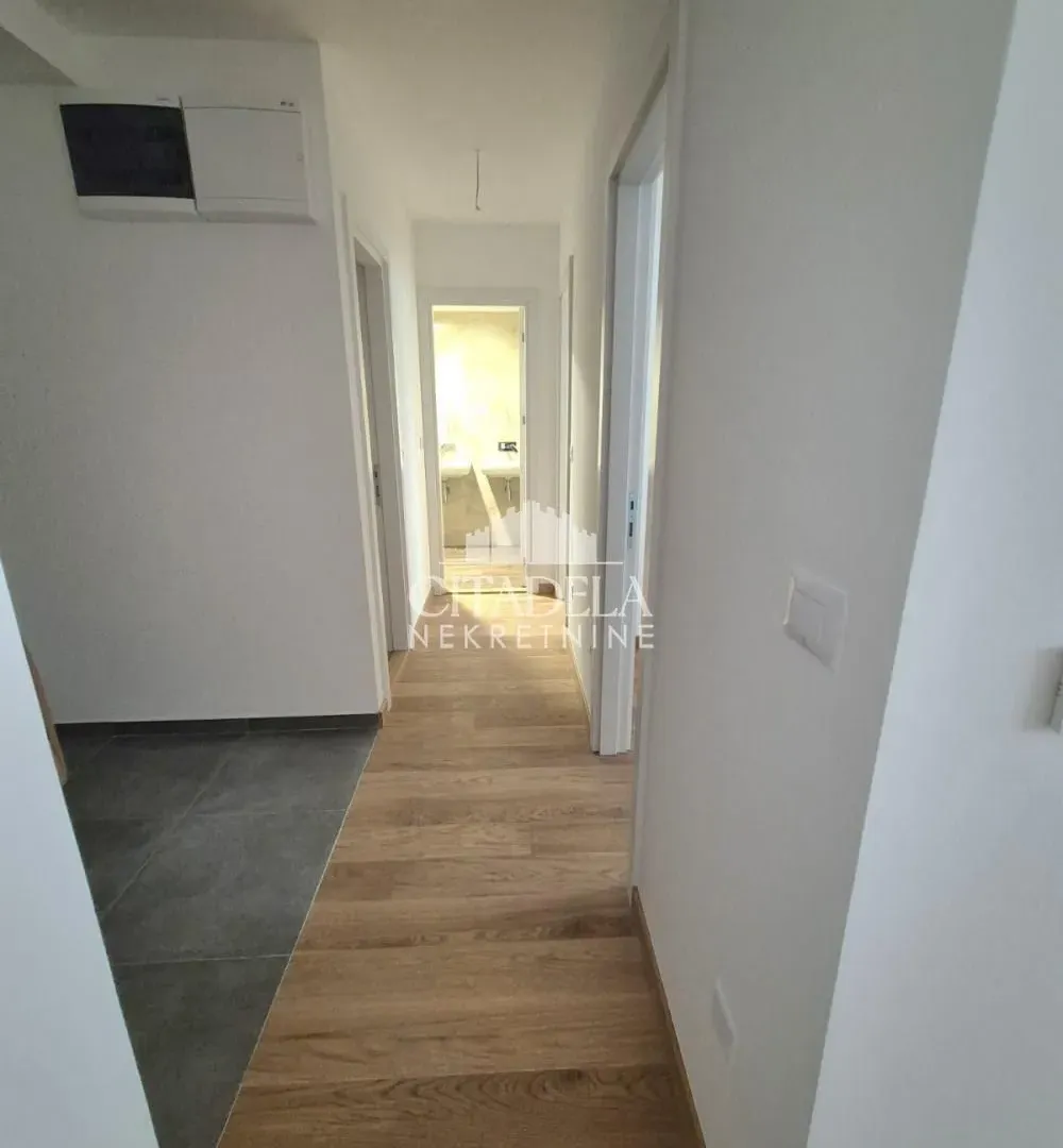 Prodaja, trosoban stan, 70m², Voždovac Sve Podlokacije, Beograd