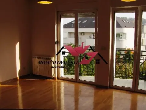 Sale, house, 119m², Sremska Mitrovica, Srbija