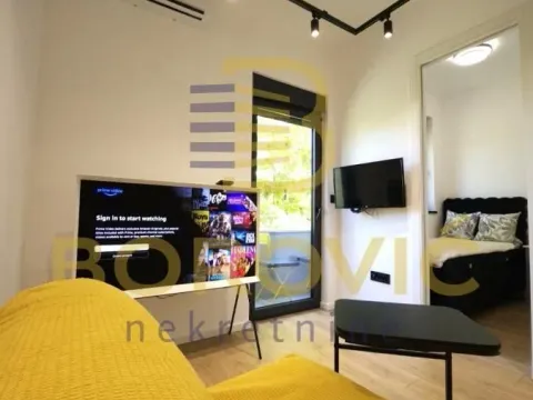 Sale, one bedroom apartment, 33m², Stari Grad, Beograd - image 2